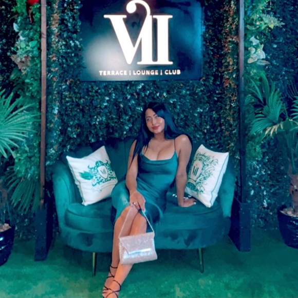 Meet your Posher, Glenda - Picture 1 of 1